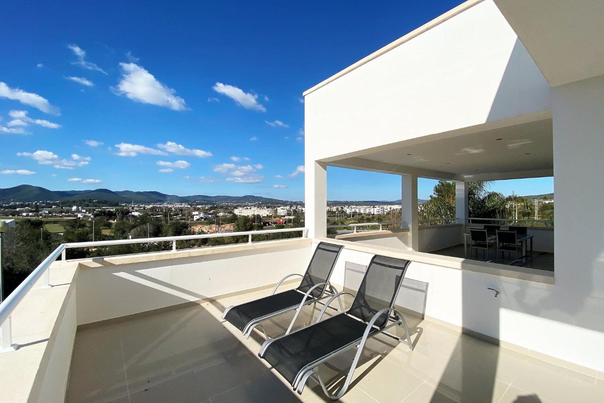 Villa Romeo 2Km From Ibiza Town And 1Km From Talamanca Beach Santa Eularia des Riu Buitenkant foto