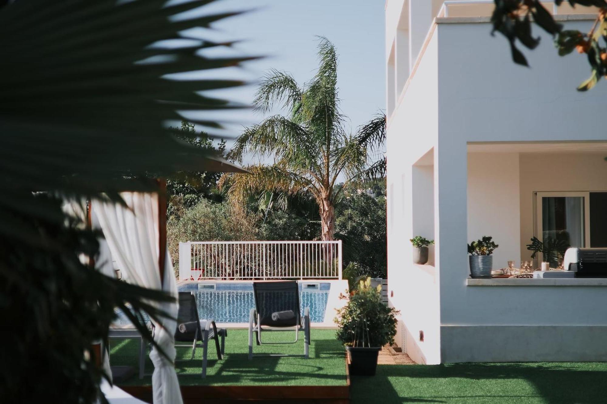 Villa Romeo 2Km From Ibiza Town And 1Km From Talamanca Beach Santa Eularia des Riu Buitenkant foto