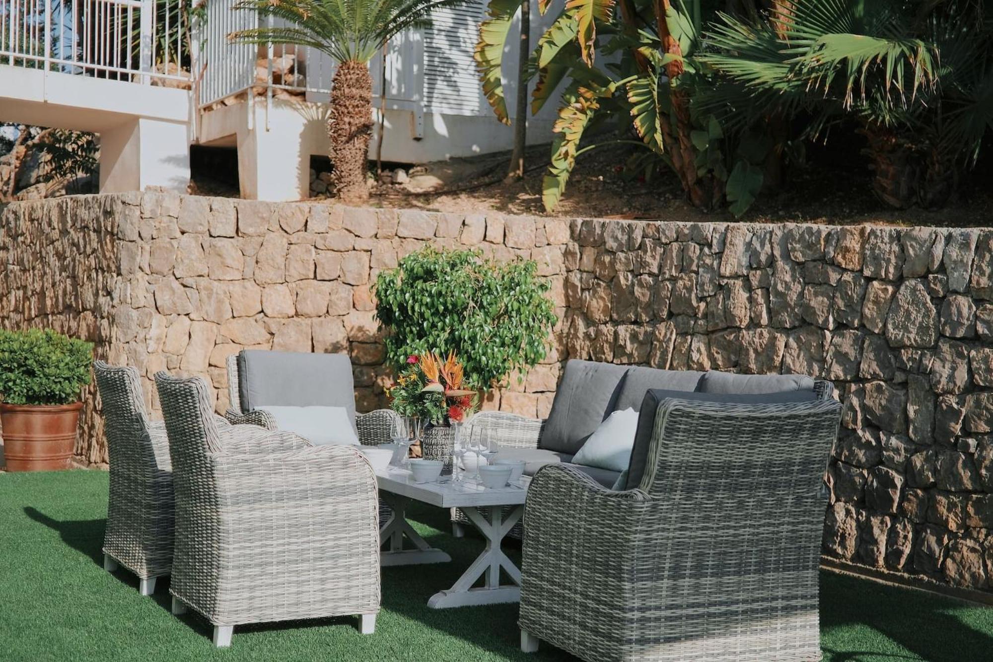 Villa Romeo 2Km From Ibiza Town And 1Km From Talamanca Beach Santa Eularia des Riu Buitenkant foto